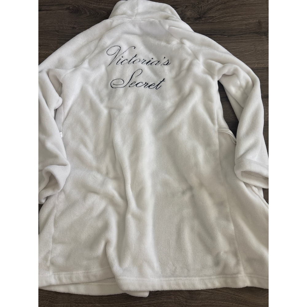 Vintage Victorias Secret White Plush Fleece Embroidered Logo Robe ML Loungewear